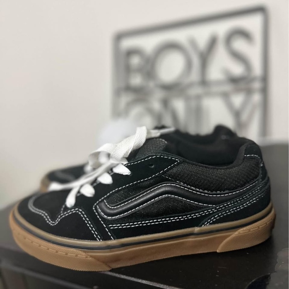 Vans Black and Tan Old Skool Sneakers Classic Skate Style